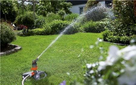 GARDENA 8143-20 Comfort Turbinenregner auf Schlitten