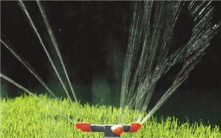 GARDENA 2065-20 Comfort Teil- und Vollkreisregner Tango