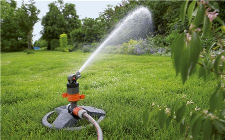 GARDENA 8143-20 Comfort Turbinenregner auf Schlitten