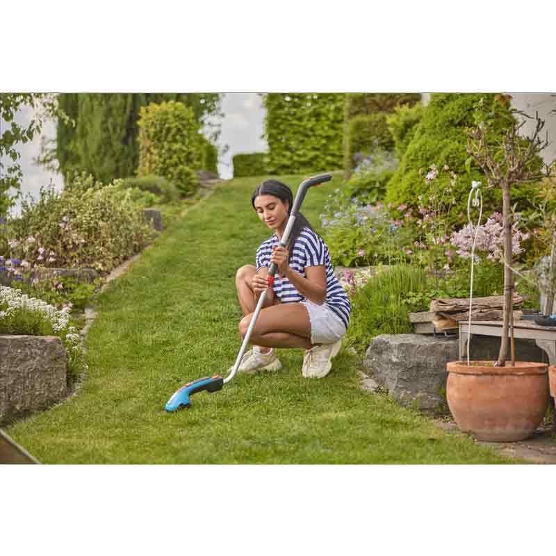 GARDENA 09886-20 Set Akku-Grasschere ClassicCut Li