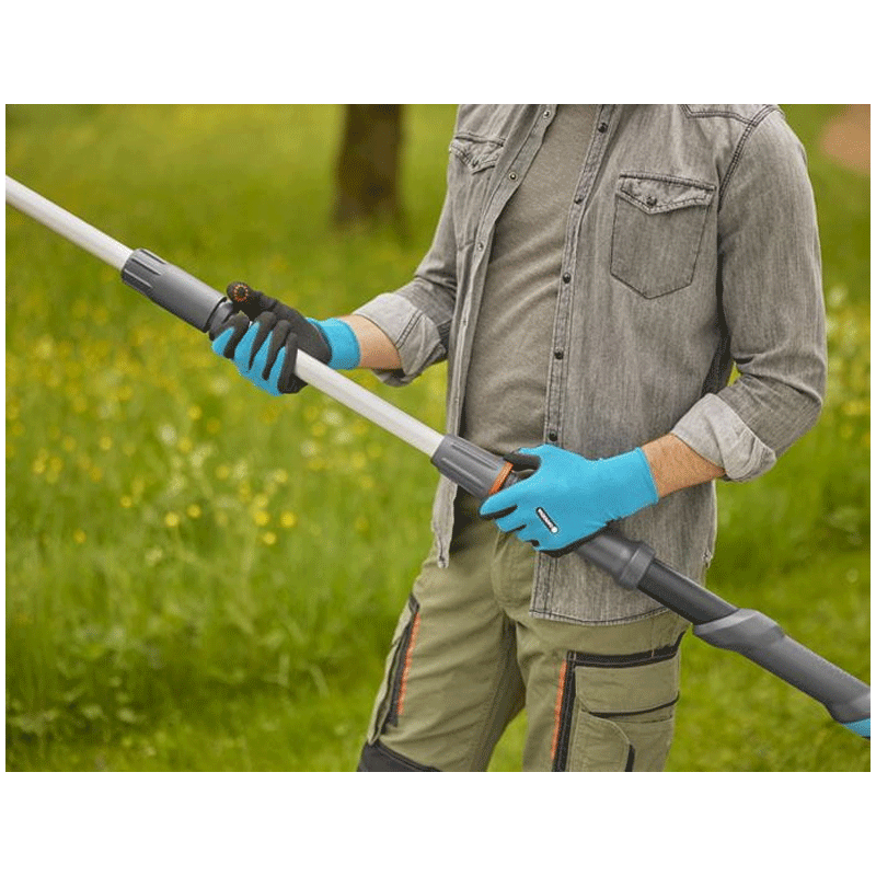 GARDENA 14774-20 Akku-Teleskop-Baumschere HighCut 250/18V P4A Ready-To-Use Set