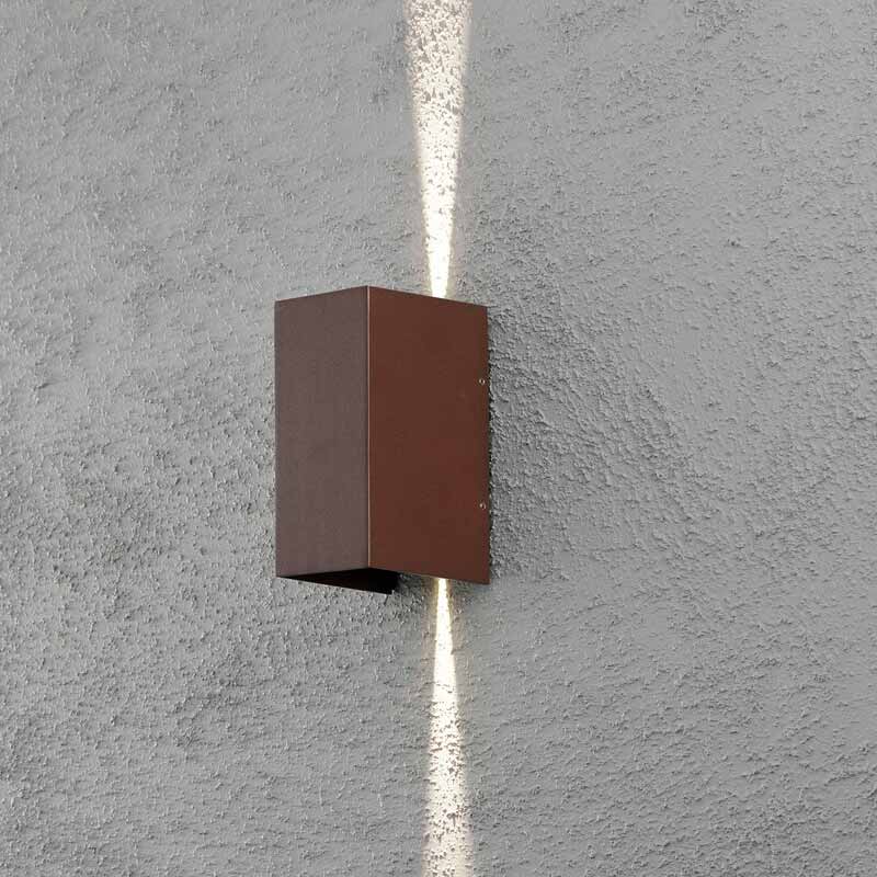 Konstsmide Cremona LED Wandleuchte rost, 2x3W, einstellbarer Lichtaustritt
