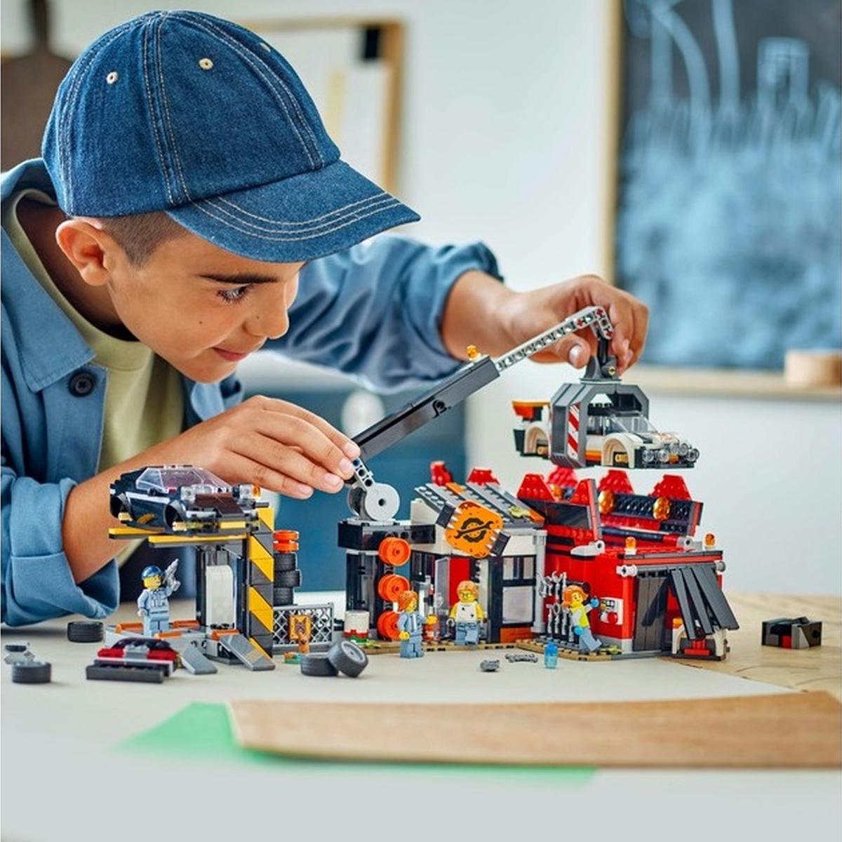 LEGO City - Schrottplatz mit Autos (60472)