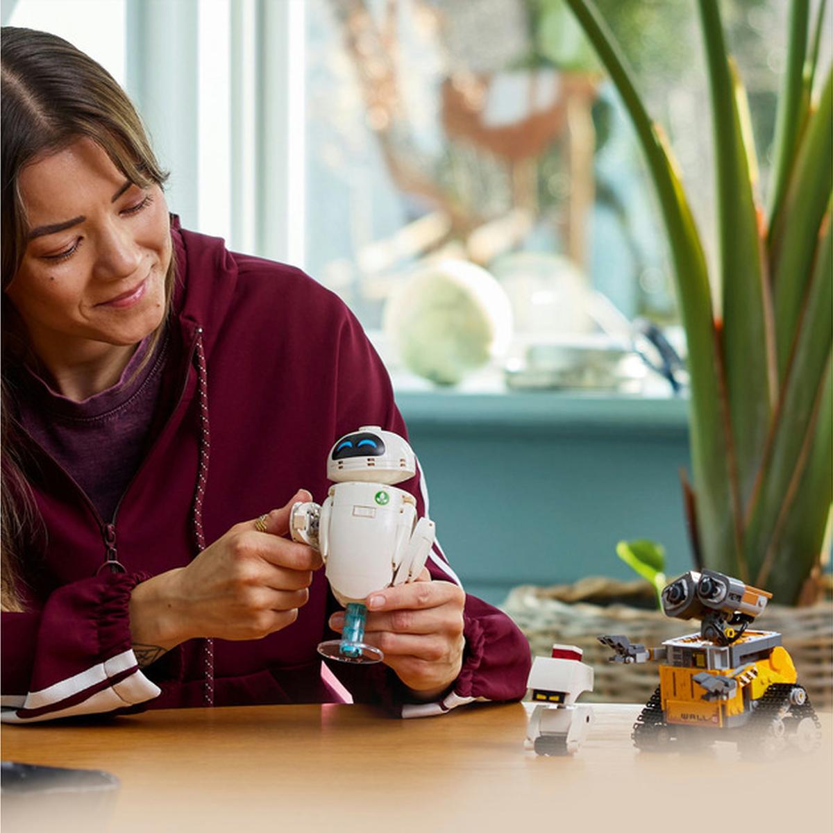 LEGO Disney Pixar WALL-E und EVE (43279)