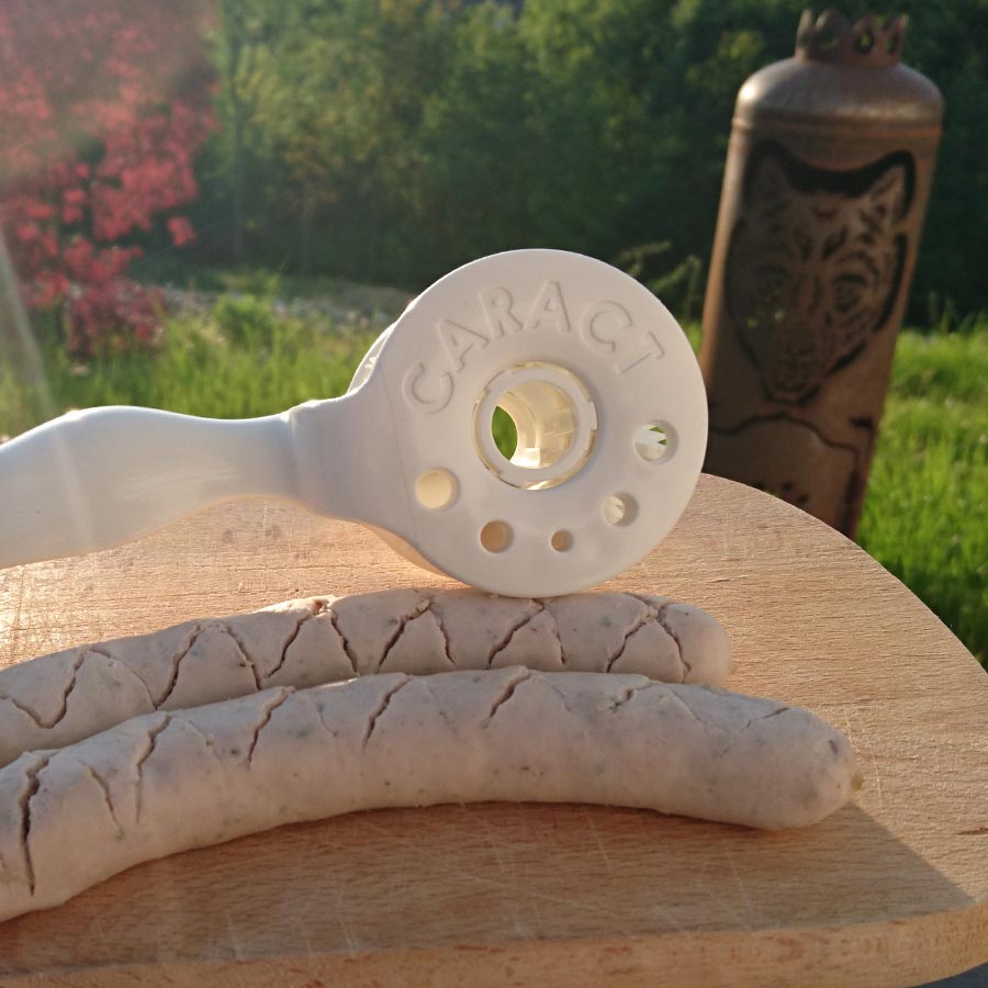 Caract Schneidroller - Grillzubehör zum Einschneiden für Grill- und Bratwürste